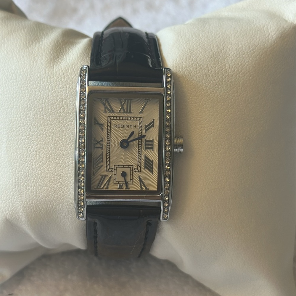 Rectangular Silver And Black Watch - image 2